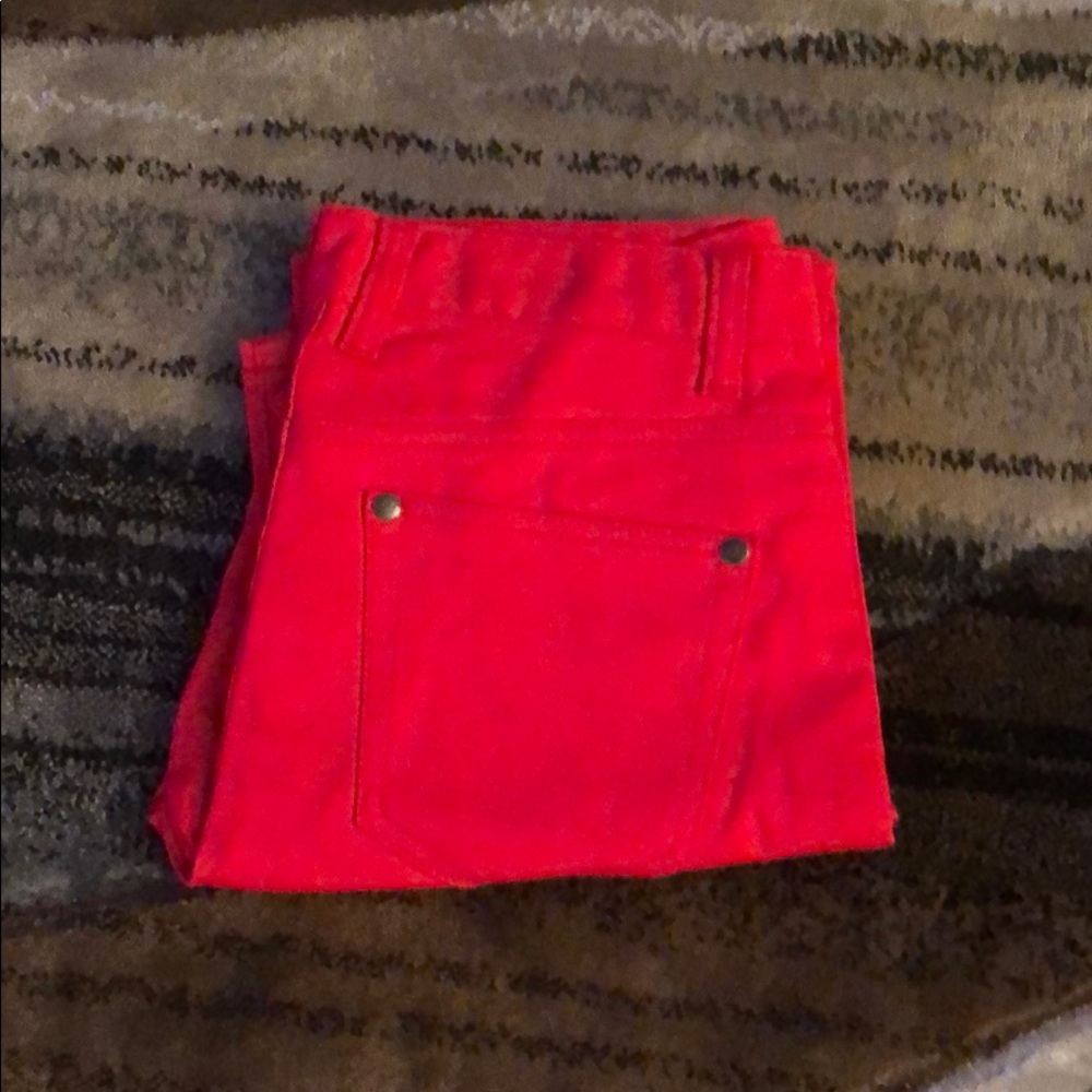 Red jeans - Picture 2 of 7